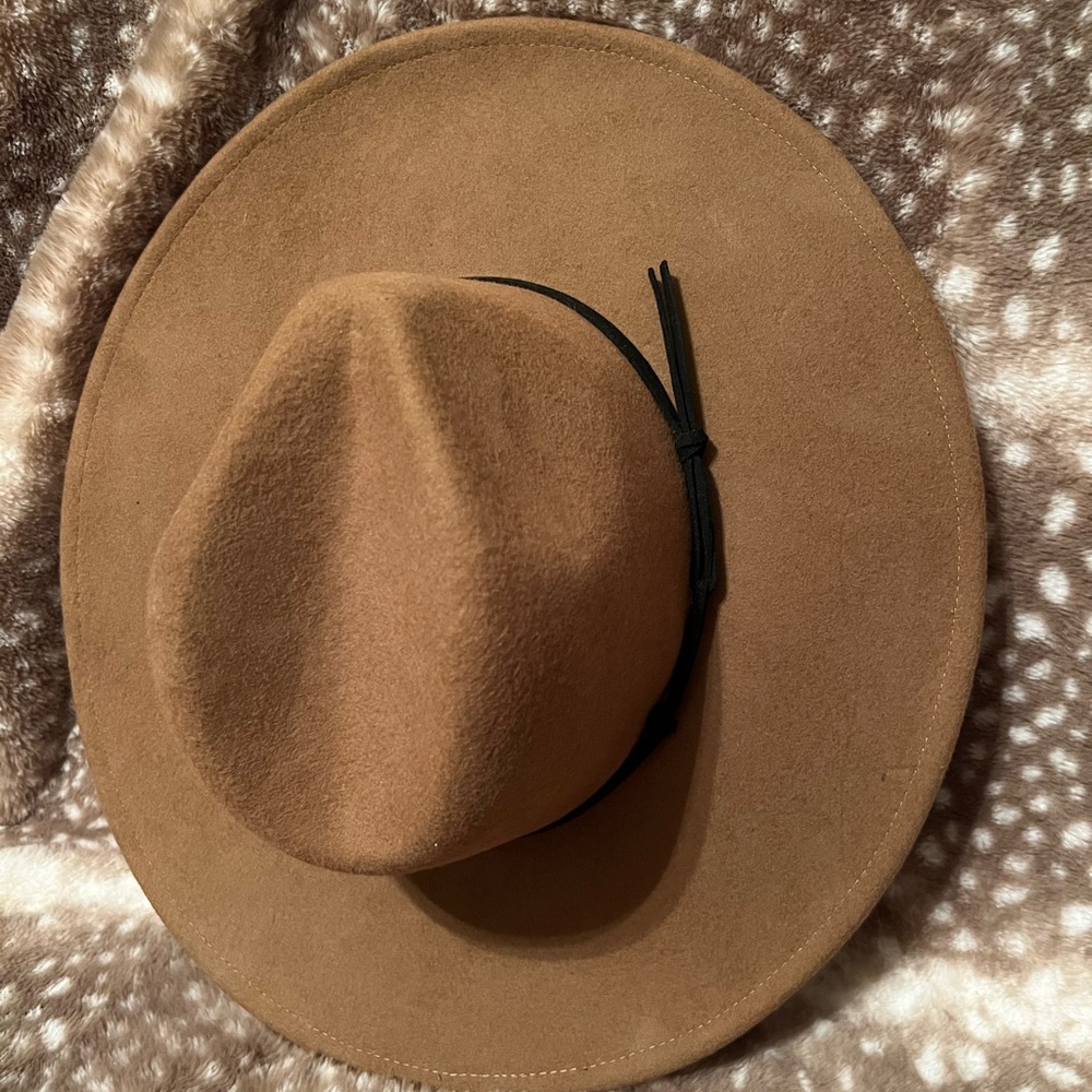 Universal Thread Tan Fedora with Black Band